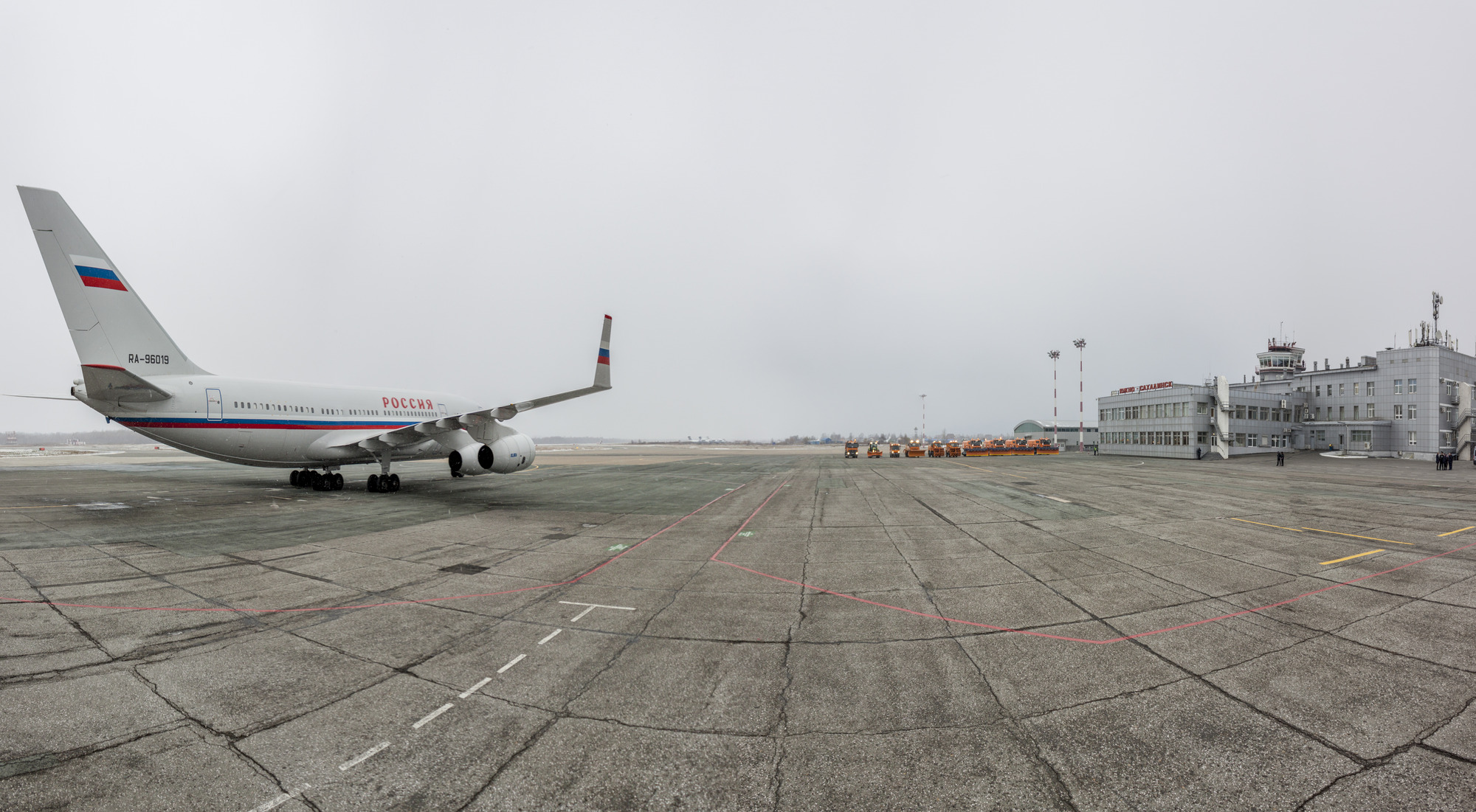 аэропорт хомутово южно сахалинск